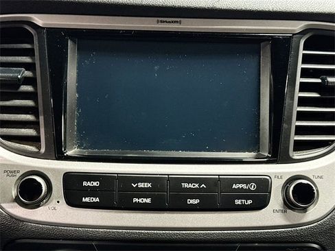 Used 2022 Hyundai Accent SEL image 18