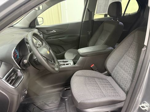 Certified 2024 Chevrolet Equinox LT w/ LPO, Floor Liner Package FWD image 28