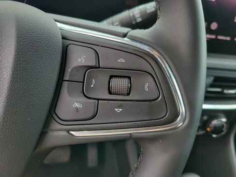 Used 2025 Buick Encore GX Sport Touring w/ Comfort Package image 19