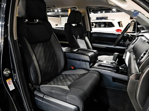 Used 2019 Toyota Tundra SR5 w/ SR5 Upgrade Package image 44