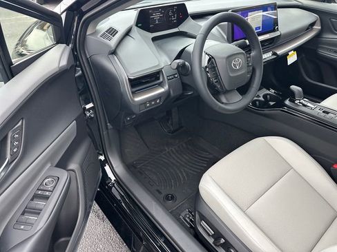 Used 2026 Toyota Prius Limited image 5