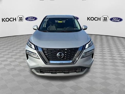Used 2021 Nissan Rogue SV AWD/4WD image 2