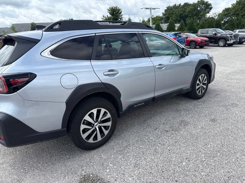 Certified 2024 Subaru Outback Premium AWD/4WD image 17
