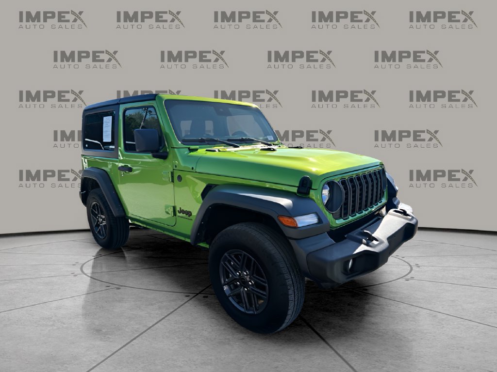 Used 2025 Jeep Wrangler Sport AWD/4WD image 7