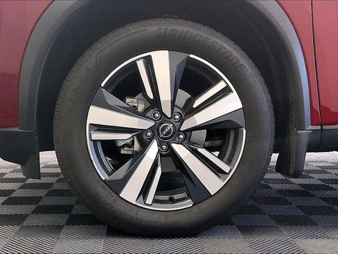 Certified 2023 Nissan Rogue SL image 8