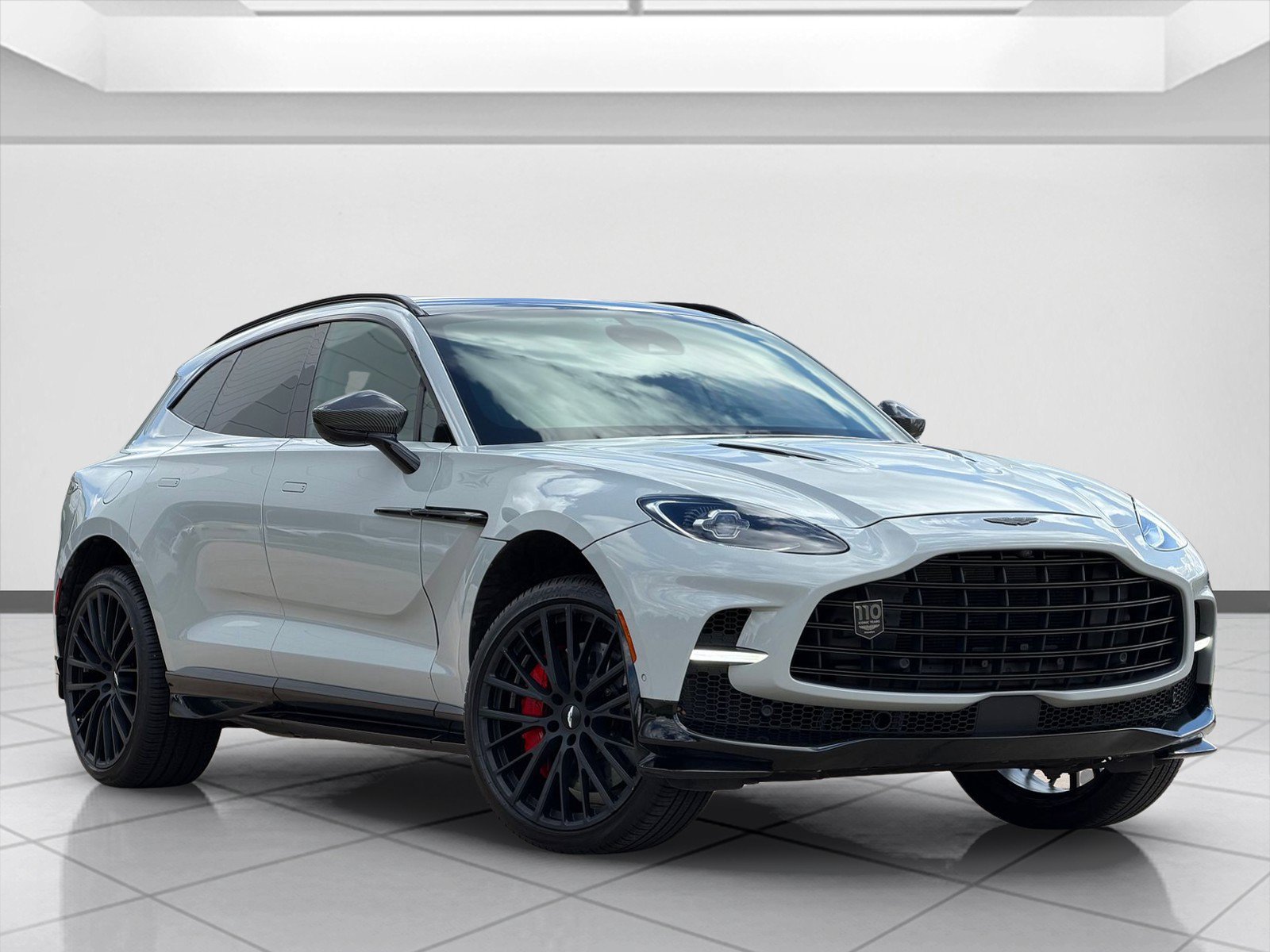 Used 2023 Aston Martin DBX 707 AWD/4WD image 1