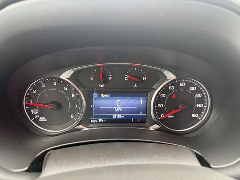 Used 2024 GMC Terrain SLE w/ Driver Convenience Package image 23