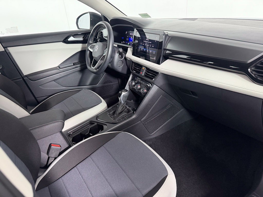 Used 2025 Volkswagen Taos S FWD image 13