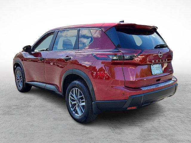 Used 2024 Nissan Rogue S AWD/4WD image 4
