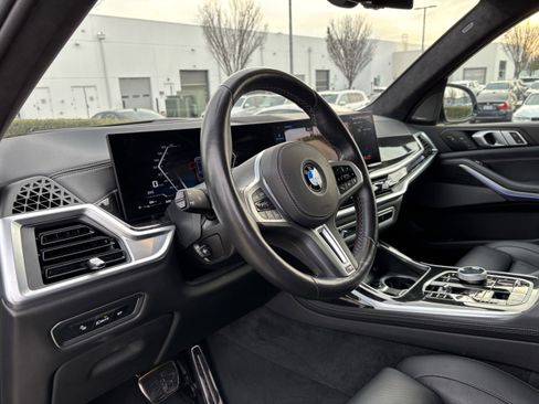 Certified 2025 BMW X7 M60i w/ Executive Package image 16