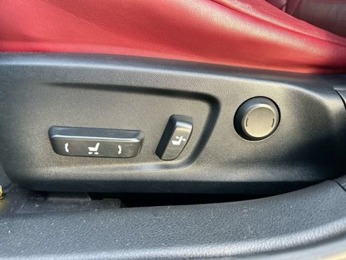 Used 2016 Lexus IS 350 w/ F Sport Package RWD image 12