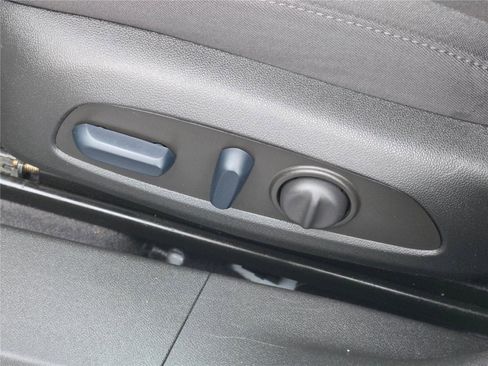 Used 2023 Chevrolet Malibu LT image 26