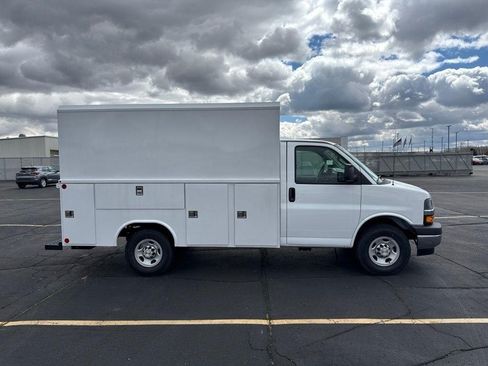 New 2026 Chevrolet Express 3500 w/ Power Convenience Package RWD image 2