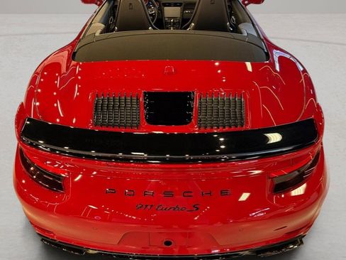 Used 2018 Porsche 911 Turbo S image 19