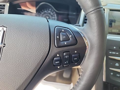 Used 2014 Lincoln MKS w/ Equipment Group 101A FWD image 22