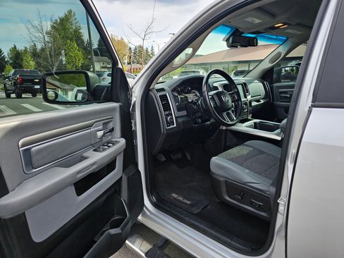 Used 2019 RAM 1500 Big Horn AWD/4WD image 28