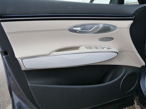 New 2026 Genesis GV70 2.5T Advanced image 4