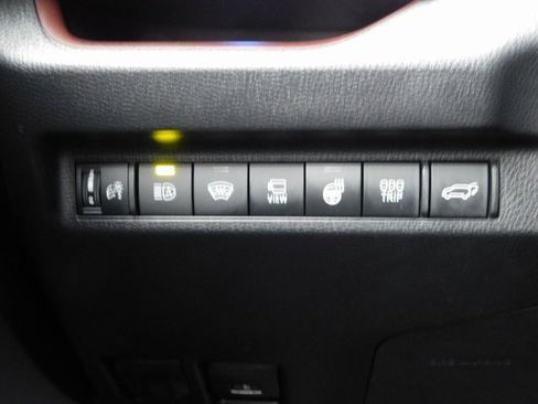 Used 2025 Toyota RAV4 Limited image 30