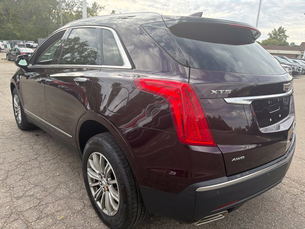 Used 2018 Cadillac XT5 Luxury AWD/4WD image 7