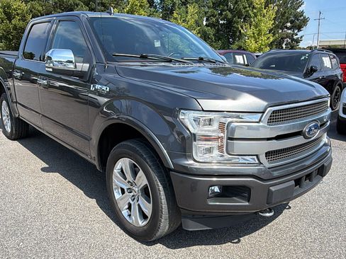 Used 2018 Ford F150 Platinum w/ Equipment Group 701A Luxury AWD/4WD image 5