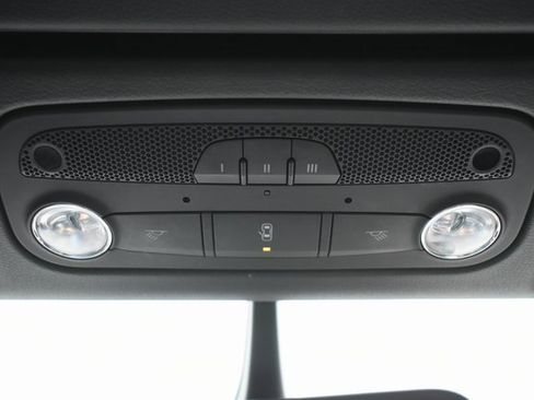 Used 2010 Audi A5 2.0T Premium image 21