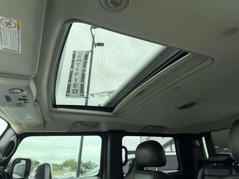 Used 2007 HUMMER H2 SUT AWD/4WD image 13