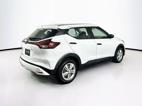 Used 2021 Nissan Kicks S FWD image 9