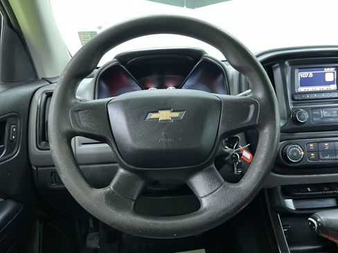 Used 2017 Chevrolet Colorado W/T image 18