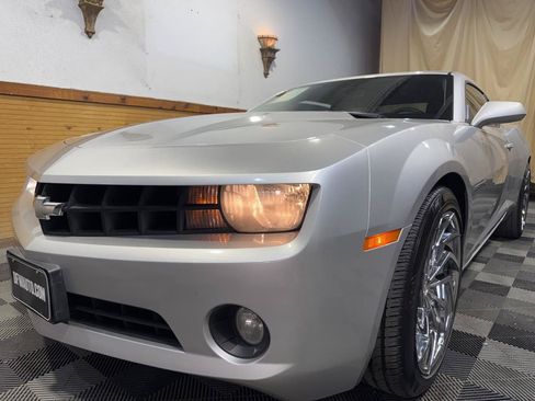 Used 2012 Chevrolet Camaro LT RWD image 5