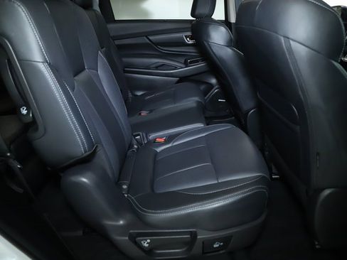 Certified 2023 Subaru Ascent Limited w/ Technology Package image 33