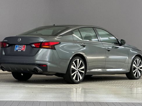 Used 2020 Nissan Altima 2.5 SR image 9