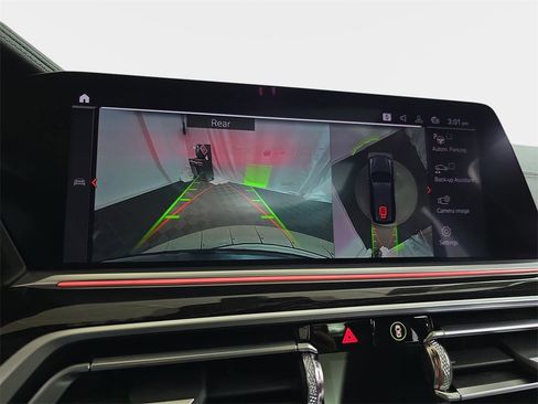 Used 2019 BMW X7 xDrive50i w/ M Sport Package image 27