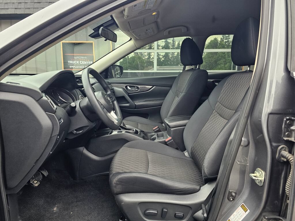 Used 2019 Nissan Rogue SV AWD/4WD image 21