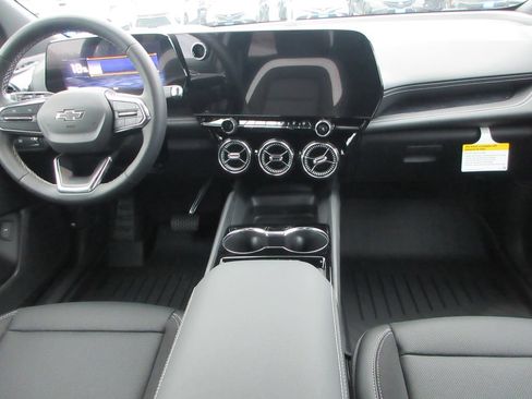 New 2026 Chevrolet Blazer EV LT FWD image 15