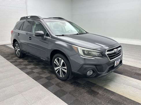 Used 2018 Subaru Outback 2.5i Limited image 7