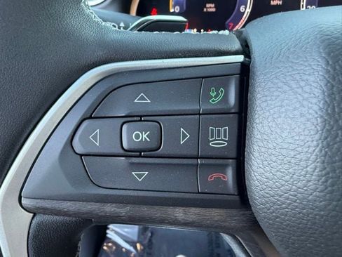 New 2025 Jeep Grand Cherokee L Limited w/ Trailer Tow Package image 14