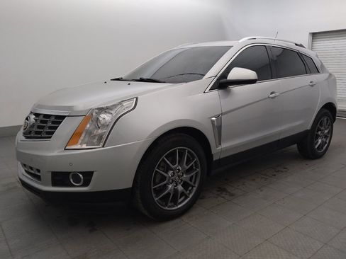 Used 2016 Cadillac SRX Performance w/ Midnight Edition Package FWD image 2