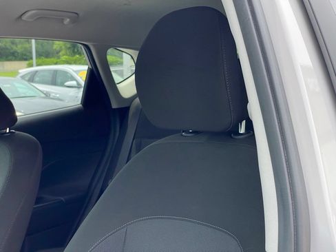 Used 2025 Hyundai Kona SEL FWD image 24