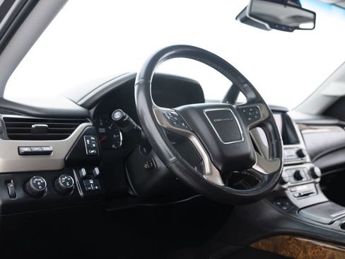 Used 2015 GMC Yukon Denali w/ Touring Package image 27