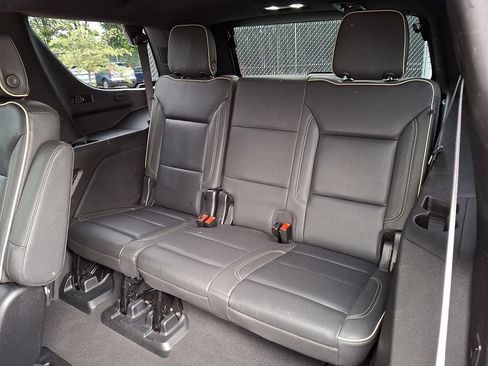 Used 2023 Chevrolet Tahoe Premier AWD/4WD image 14
