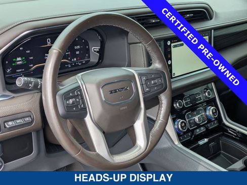 Used 2022 GMC Yukon XL Denali AWD/4WD image 23
