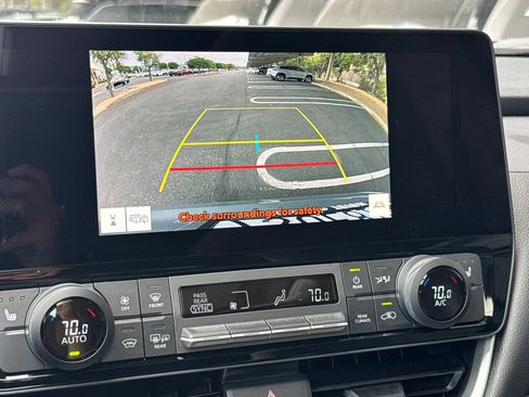 Certified 2025 Toyota Grand Highlander FWD image 25