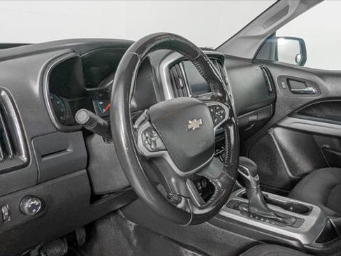 Used 2022 Chevrolet Colorado LT w/ Fleet Safety Package RWD image 16