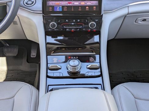 Used 2022 Jeep Grand Cherokee Overland image 19