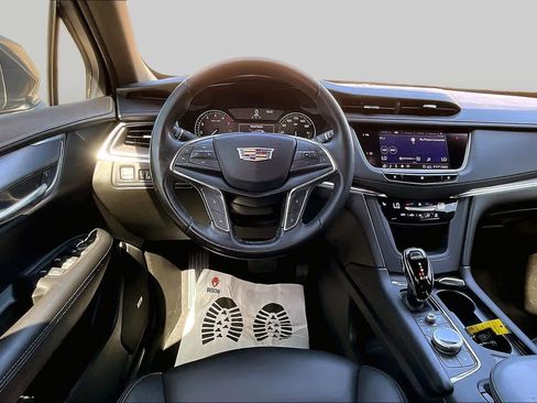 Used 2020 Cadillac XT5 Luxury FWD image 5