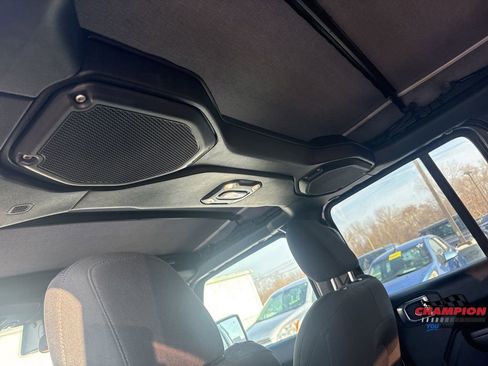 Used 2021 Jeep Wrangler Unlimited Sport image 28