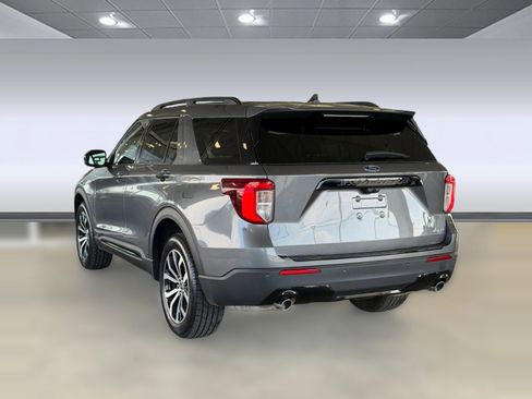 Certified 2023 Ford Explorer ST-Line image 3
