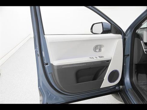 Certified 2024 Hyundai Ioniq 5 Limited AWD/4WD image 4