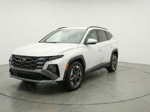 Used 2025 Hyundai Tucson SEL image 3