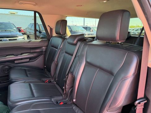 Used 2024 Ford Expedition Max XLT AWD/4WD image 15